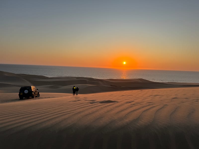Sandwich Harbour 4x4 SUNSET Tour