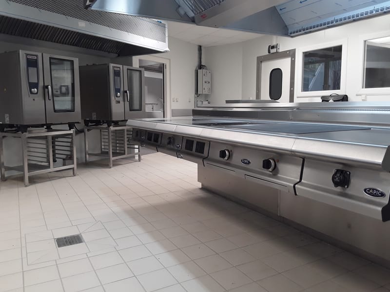 Crédit Agricole (72)