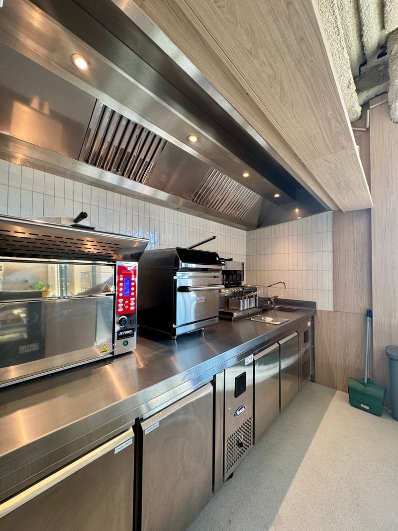 GALLERYE RÉPUBLIQUE (86)