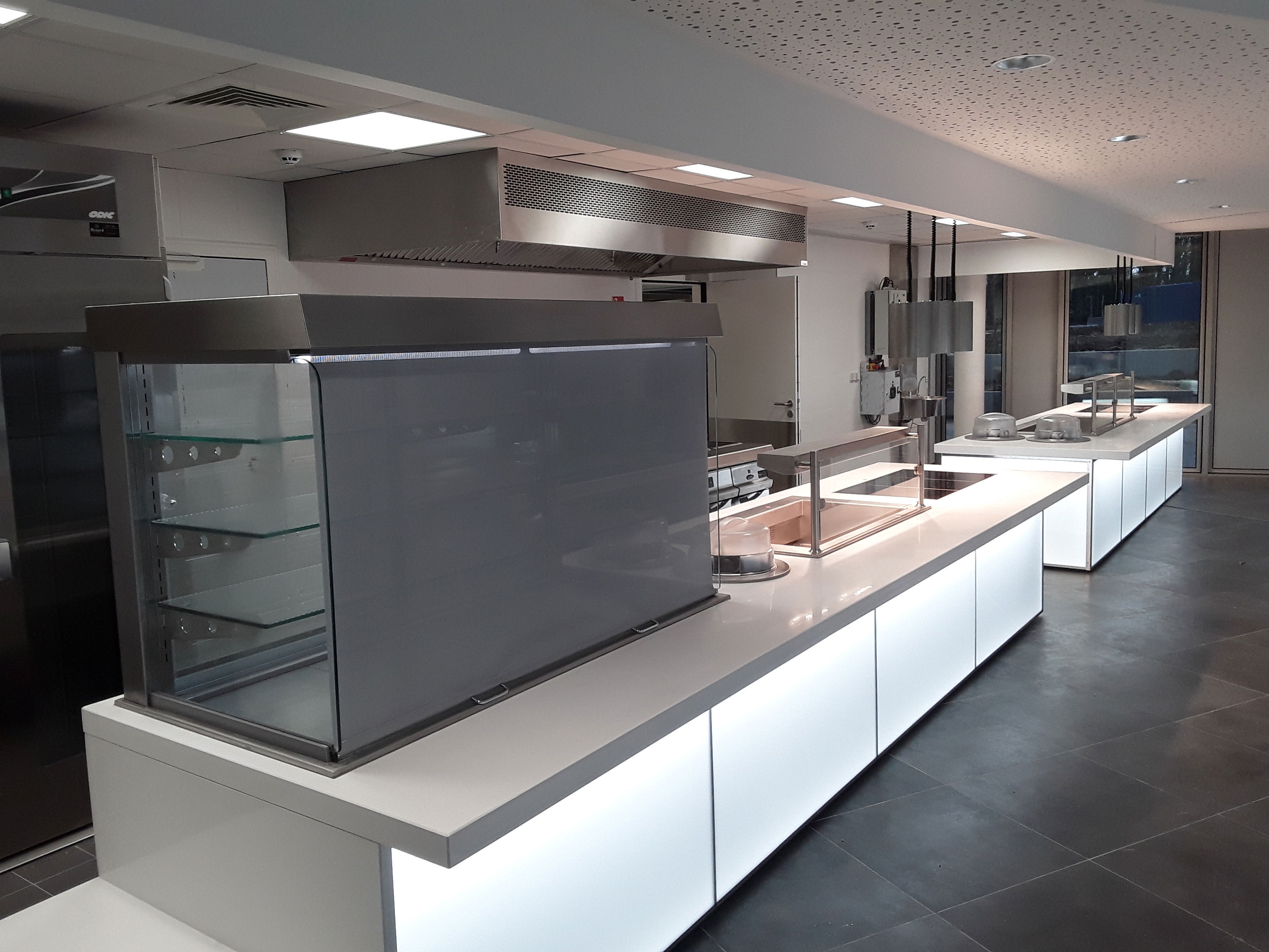 Credit Agricole (72)