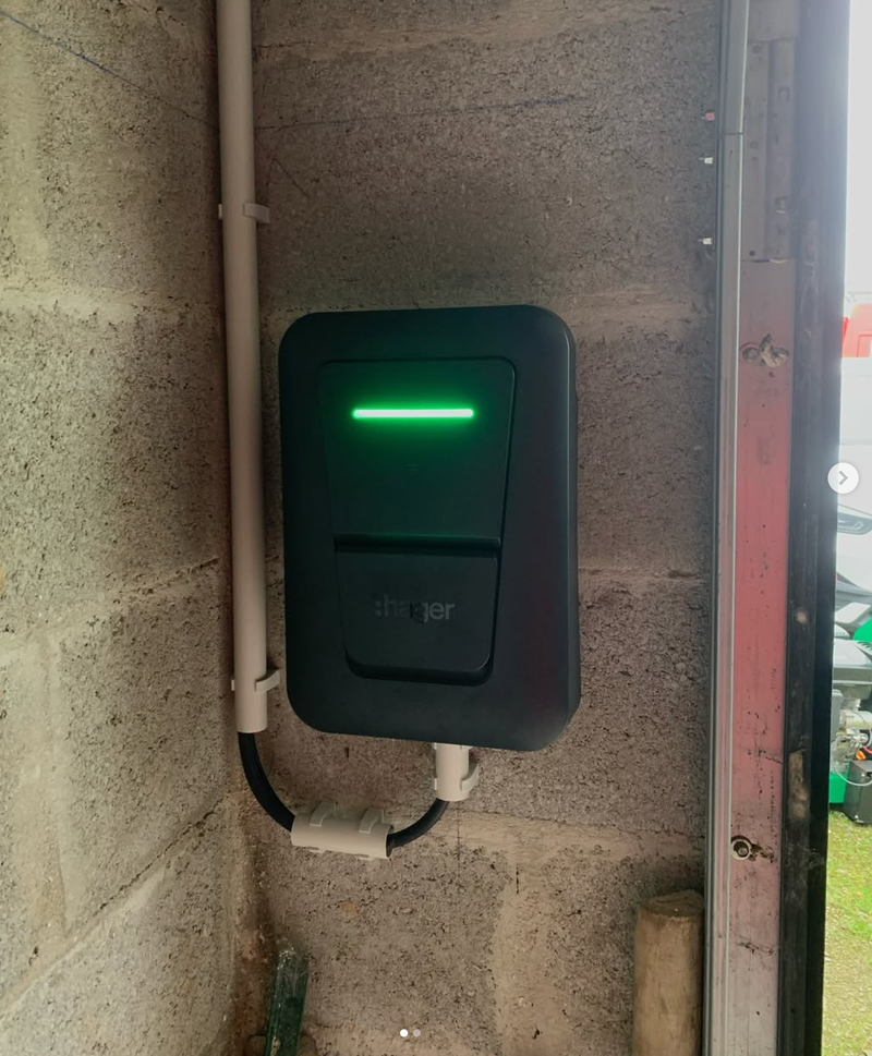 Borne de Recharge Hager