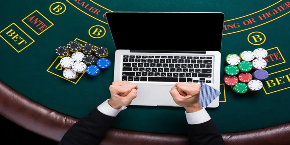 Beginilah Keuntungan Dan Risiko Bermain Di Situs Judi Online