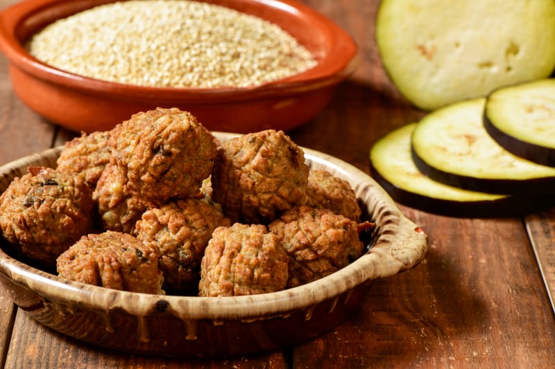 A FEASIBILITY STUDY ON PRODUCTION AND CONSUMER ACCEPTANCE OF EGGPLANT NUGGETS