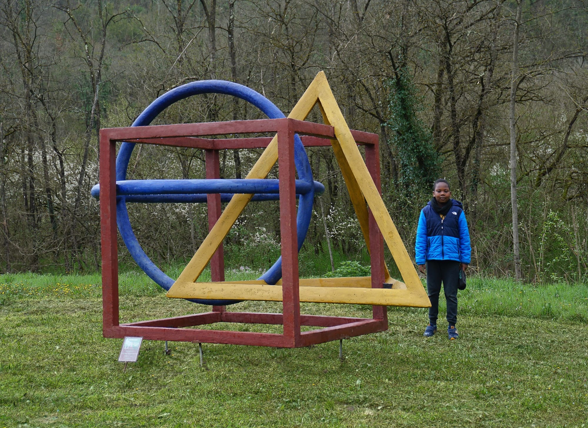 Trio Ludico -stabile di David August Kessler -2021