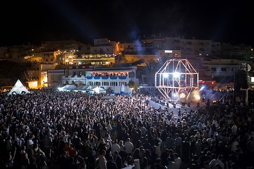 CARVOEIRO – Noite Black & White