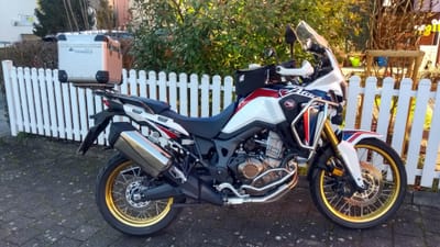 Über uns Robi + Keule image