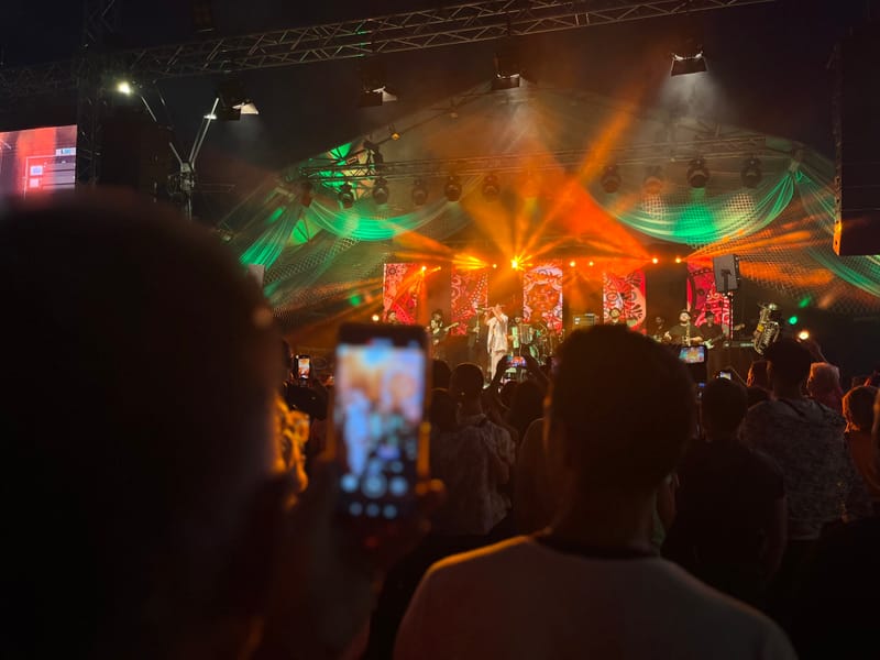 De prin țară adunate