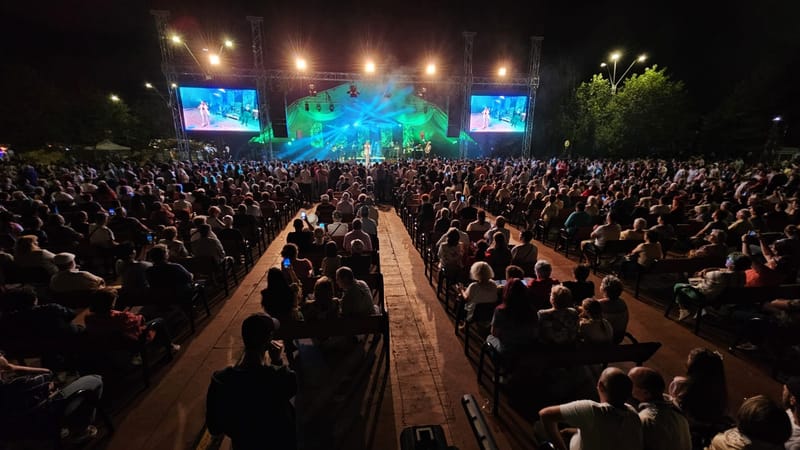 De prin țară adunate