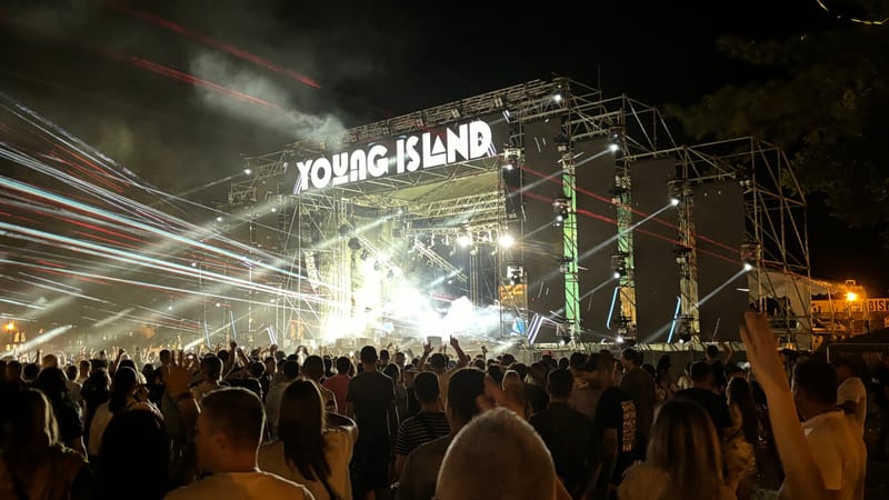 De prin țară adunate