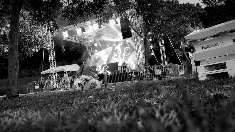 De prin țară adunate