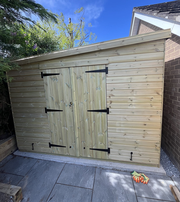 Workshop shed cirencester