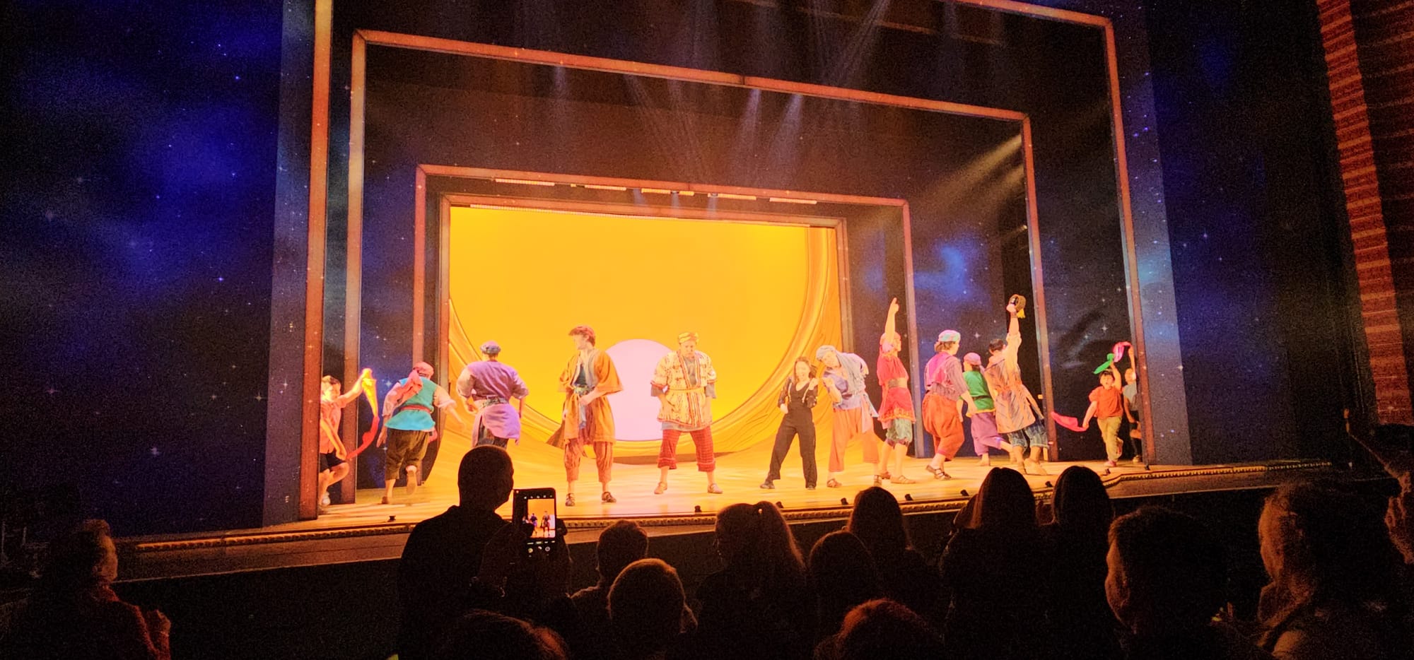JOSEPH AND THE AMAZING TECHNICOLOR DREAMCOAT