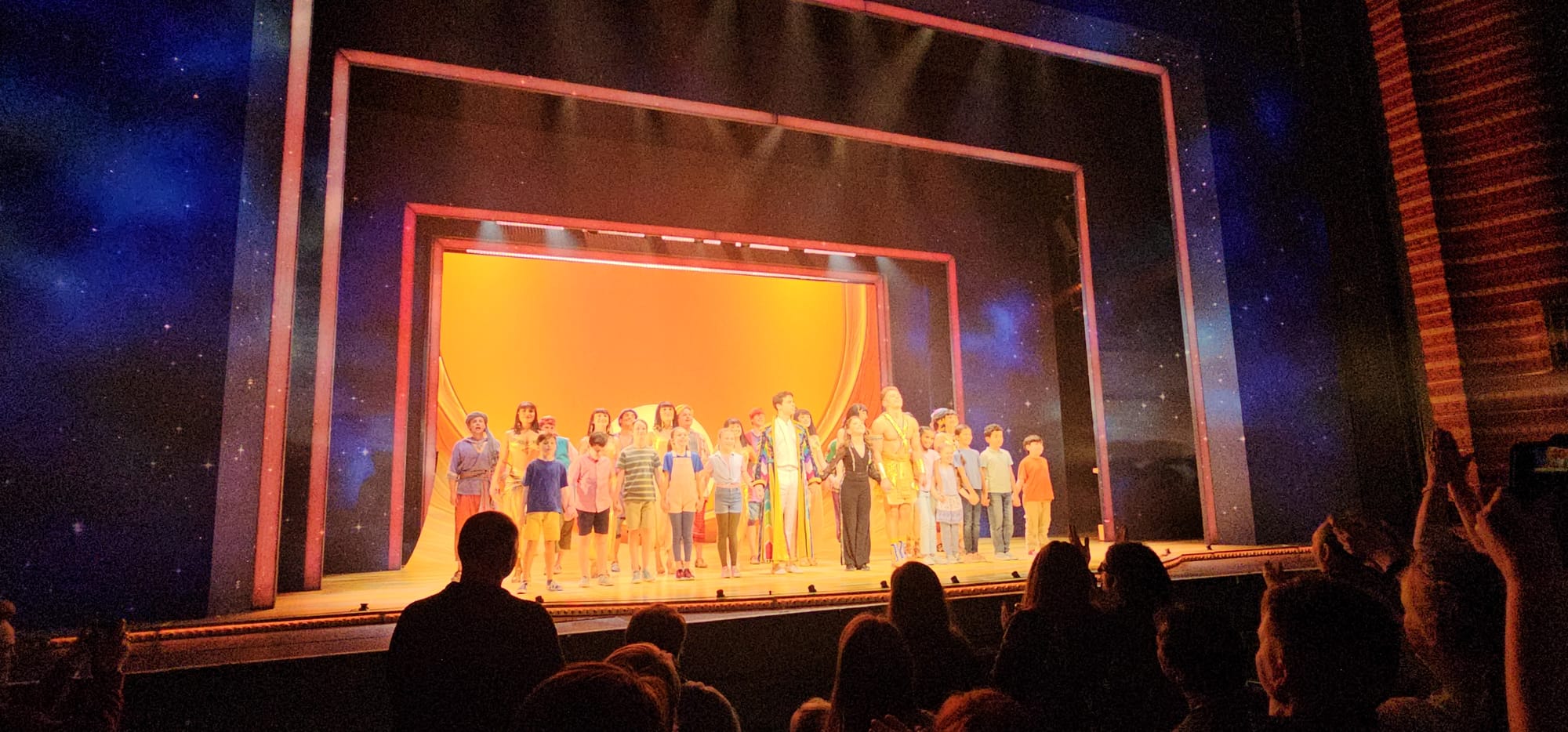 JOSEPH AND THE AMAZING TECHNICOLOR DREAMCOAT