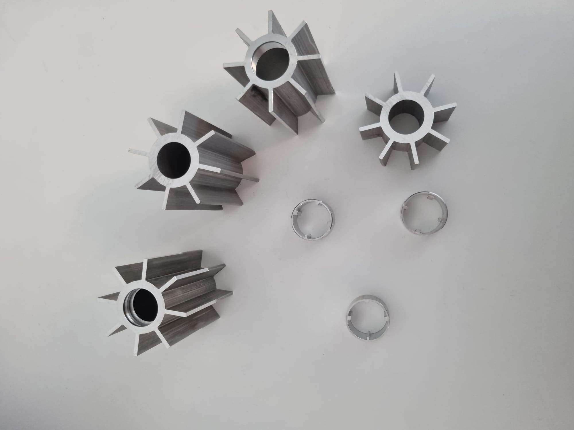Präzisionsgefertigte Aluminiumprofile und Sonderprofile für Industrieanwendungen