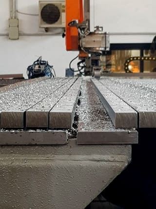 CNC-Zuschnitt von Edelstahl und Sonderwerkstoffen