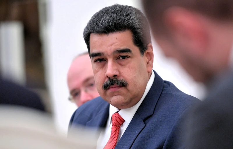 Maduro es un prisionero de guerra. Por Luís Britto García