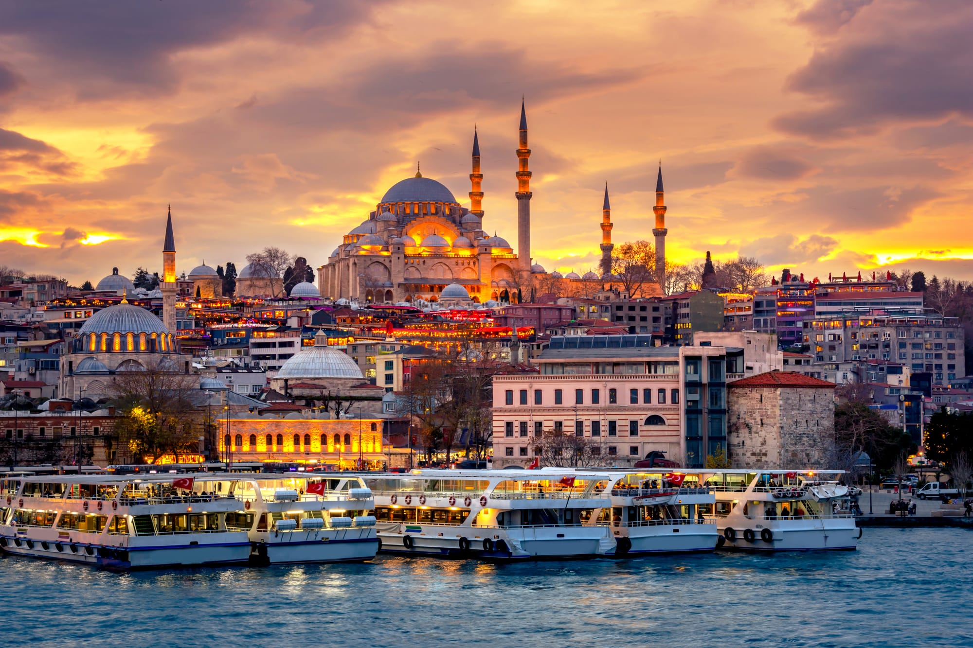 Zboruri Iași – Istanbul: Evadează în orașul de pe două continente!