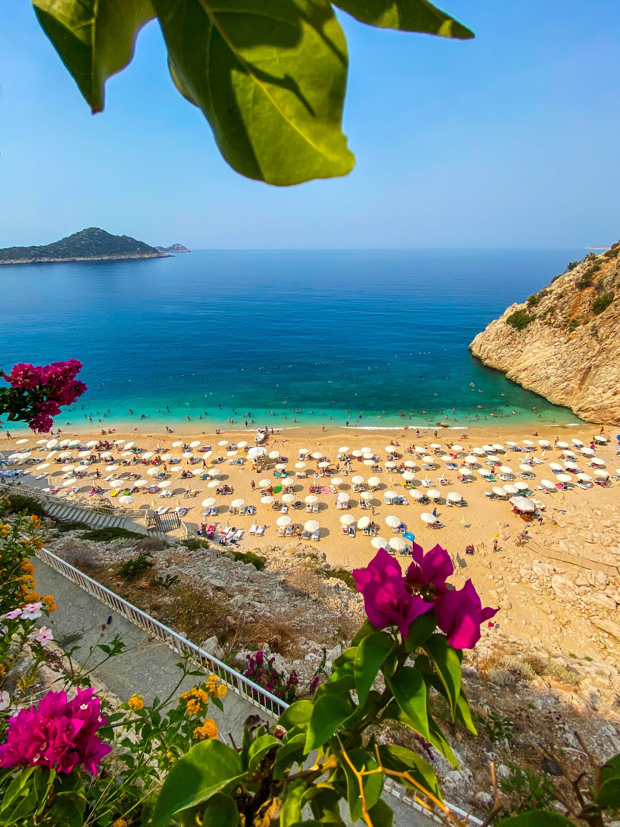 ALERTĂ: Antalya la preț de weekend la munte! 😱 333€ (Zbor + 6 nopți Cazare)