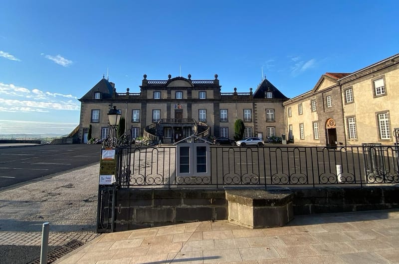 Nous en sommes fiers ! Et vous ? 