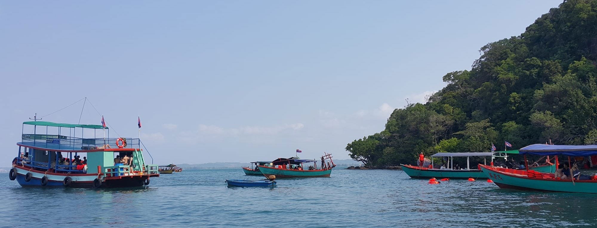 Les touristes viennent faire la plongée à Koh Russey depuis Sihanoukville