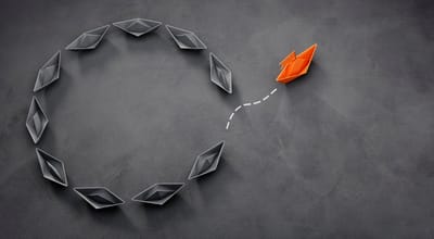 Checklist en 10 étapes pour structurer l’équipe, les rôles et l’autonomie sans perdre le contrôle