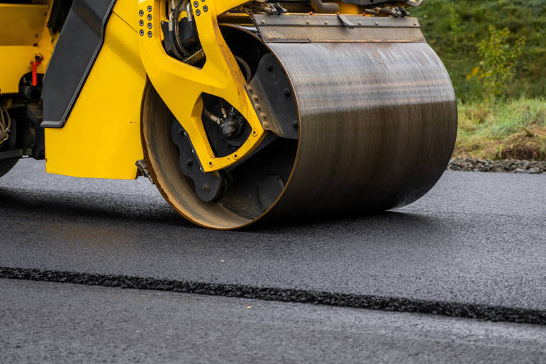 أفضل شركة اسفلت في الرياض - مؤسسة توريدات الطريق للمقاولات