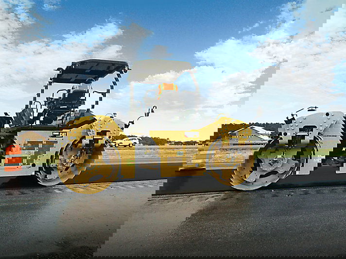 أفضل مقاول أعمال أسفلت في الدمام والمنطقة الشرقية – مؤسسة توريدات الطريق للمقاولات