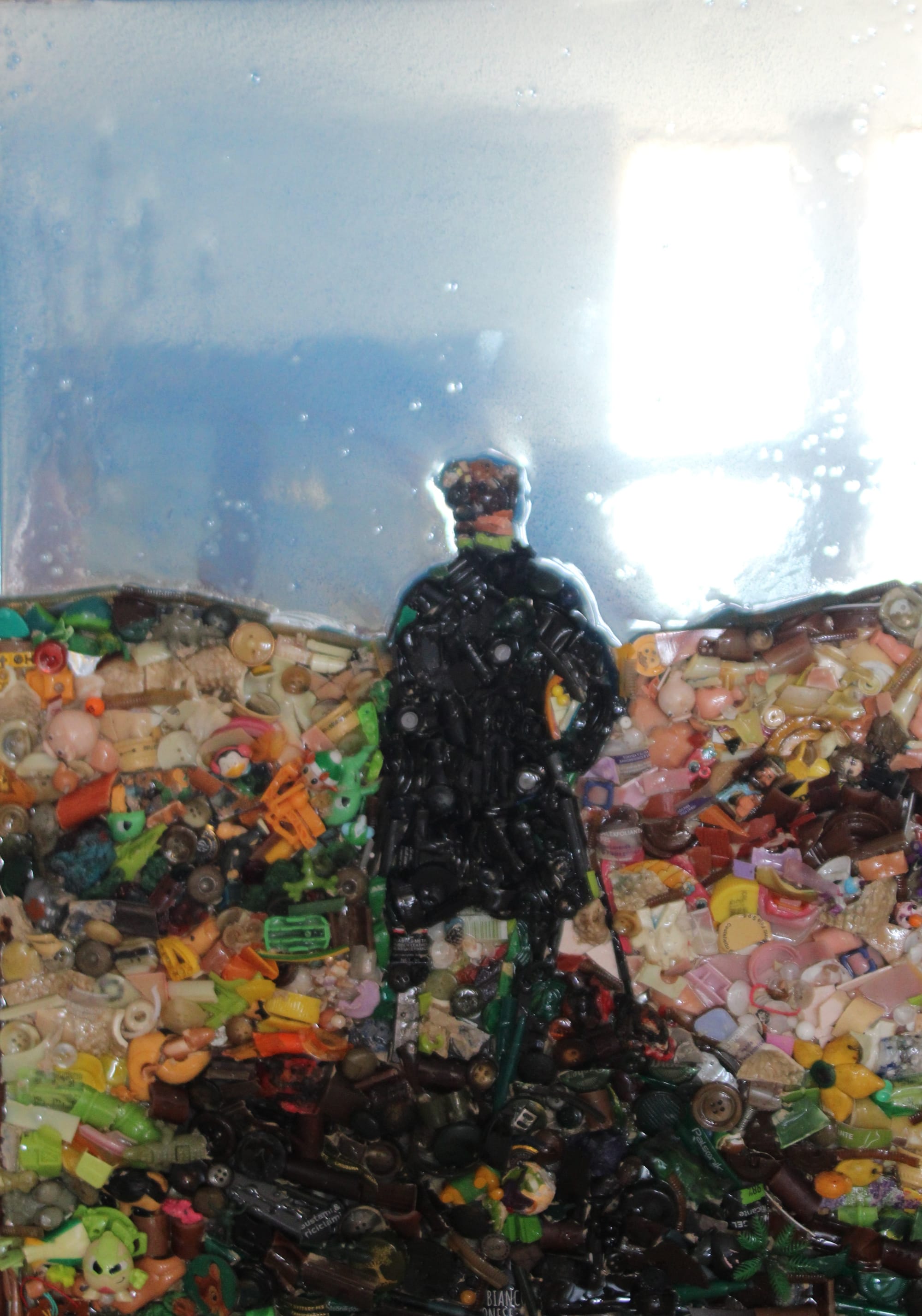 Ritratto di Leopardi, Viandante sul Mare di plastica