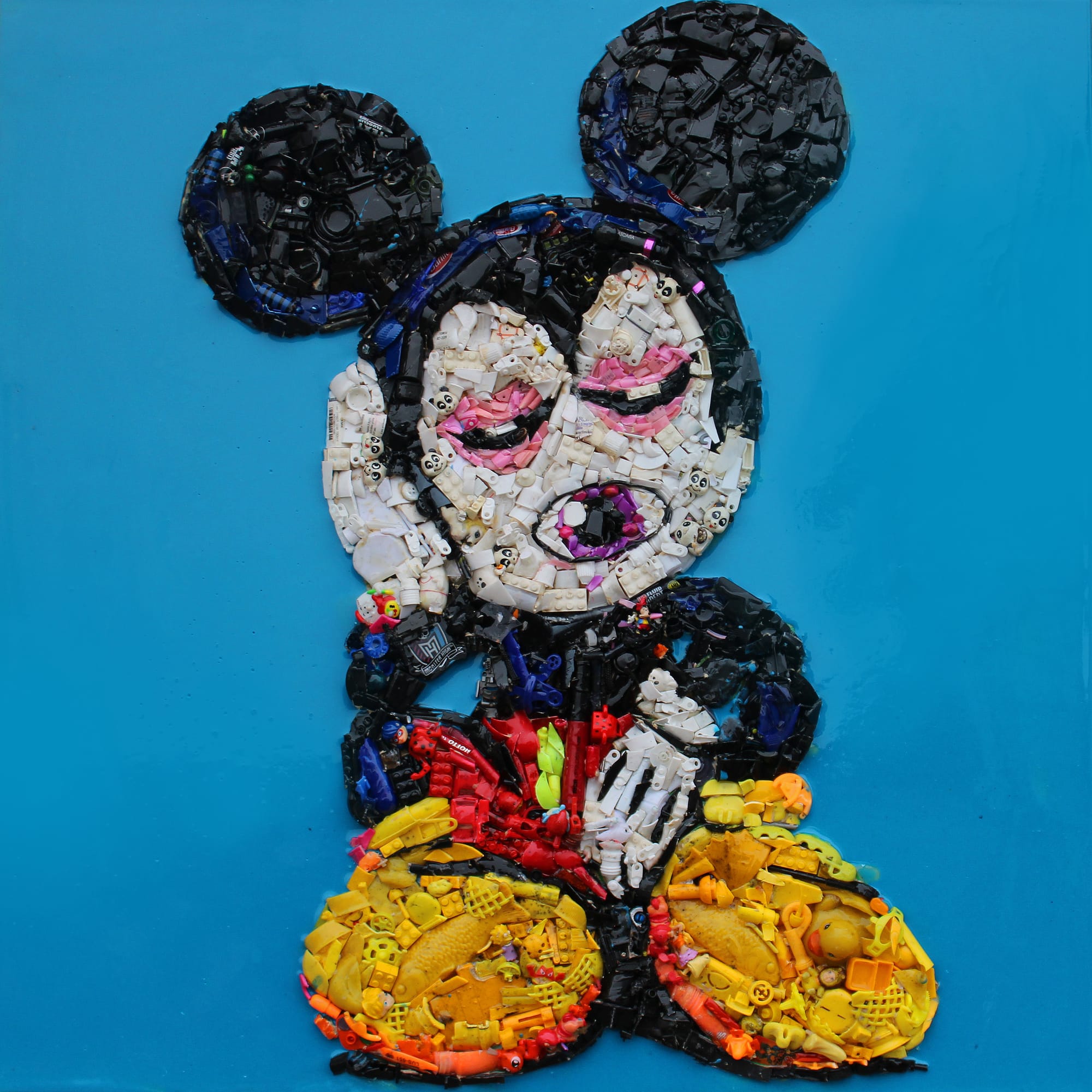 Topolino, Mickey Mouse Inverted Face