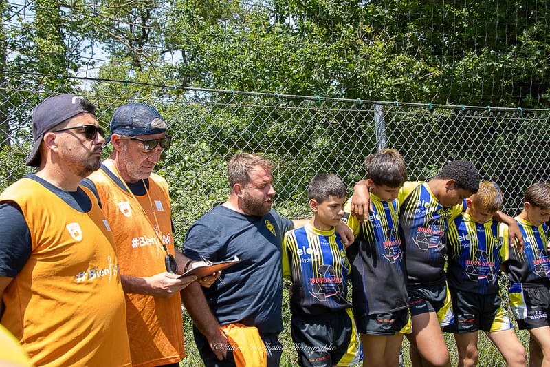 Photos d'action sur le terrain 