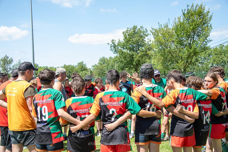 Photos d'action sur le terrain 