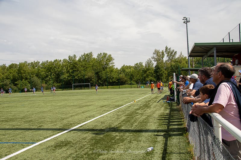 Images autour du terrain des spectateurs 