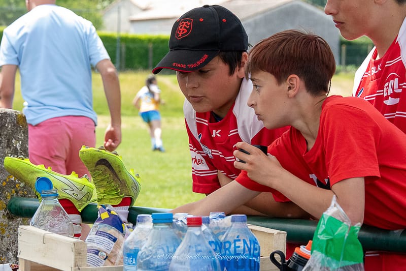 Images autour du terrain des spectateurs 