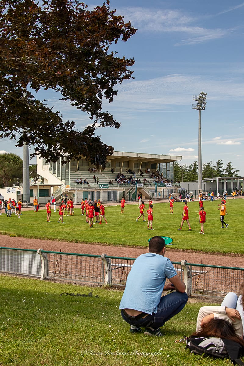Images autour du terrain des spectateurs 