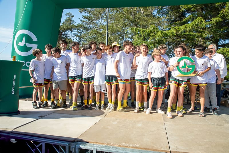 Photos de la remise des récompenses sur le podium