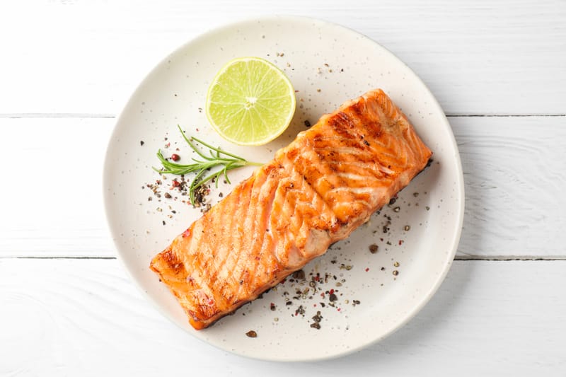 SALMON FILET WITH LENTILES AND RICE