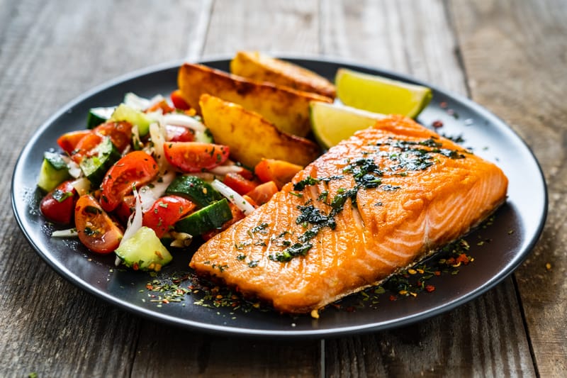GRILLED SALMON FILET