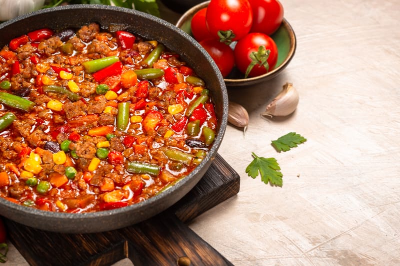 BEEF IN RED SAUCE