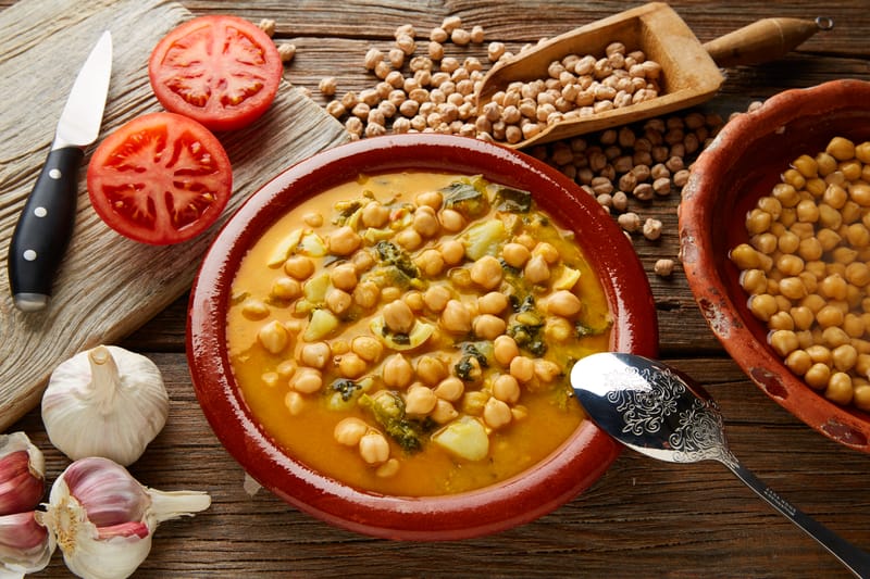 CHICKPEAS SOUP WITH TAHINI AND LEMON