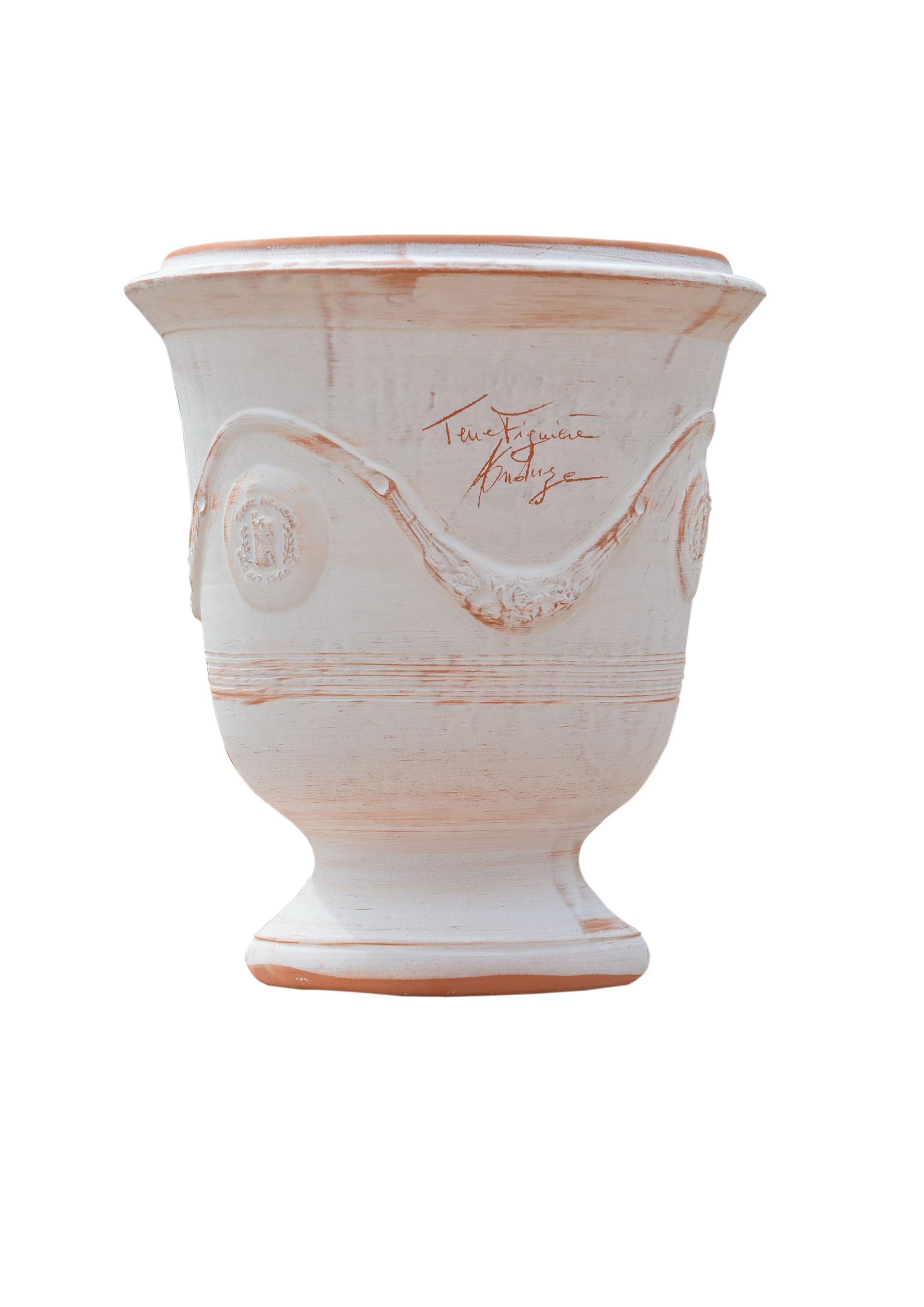 Retrouvez l’art des maîtres potiers cévenols dans des vases incomparables.