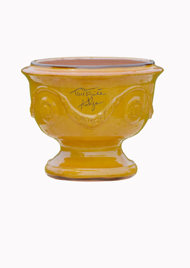 Retrouvez l’art des maîtres potiers cévenols dans des vases incomparables.