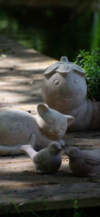 Animaux et statues en céramique, terre cuite, résine pour peupler les jardins