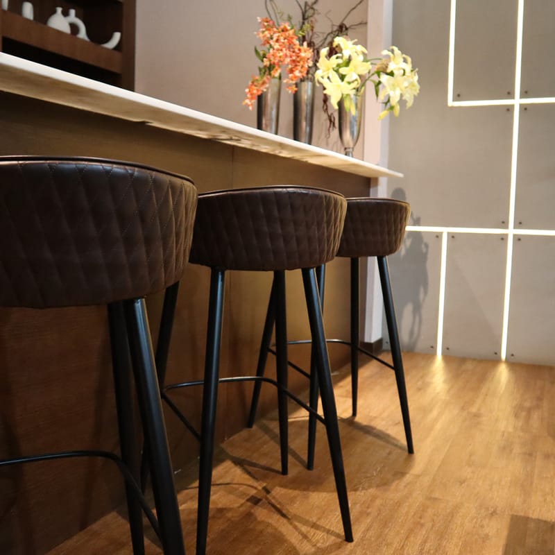 Auto Land Showroom Lounge