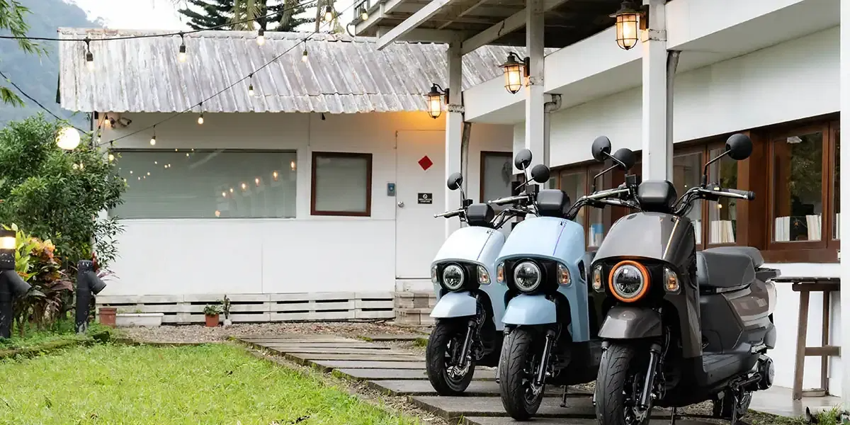 SYM 4MICA改款強勢登場！新色亮相，油耗再進化！