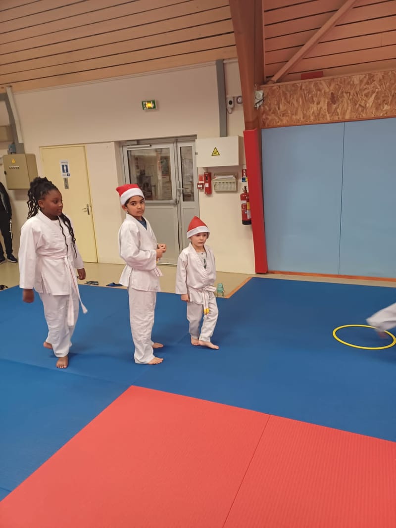 Dernier cours de Karaté de l'année 16/12/2024