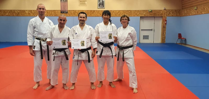 Un immense merci à Fabienne et à notre Senseï Sébastien pour leur accompagnement, leur confiance et leur soutien sans faille.