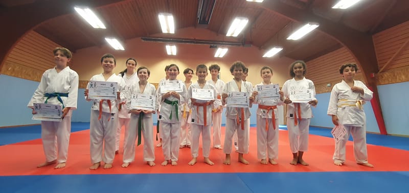 Passage de grades Ados 13-06-2025 : Félicitations pour les nouveaux gradés