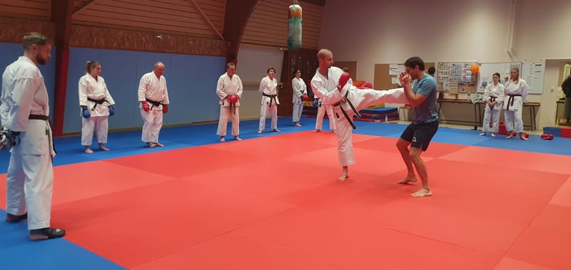 Initiation KMIX du 17/10/2025