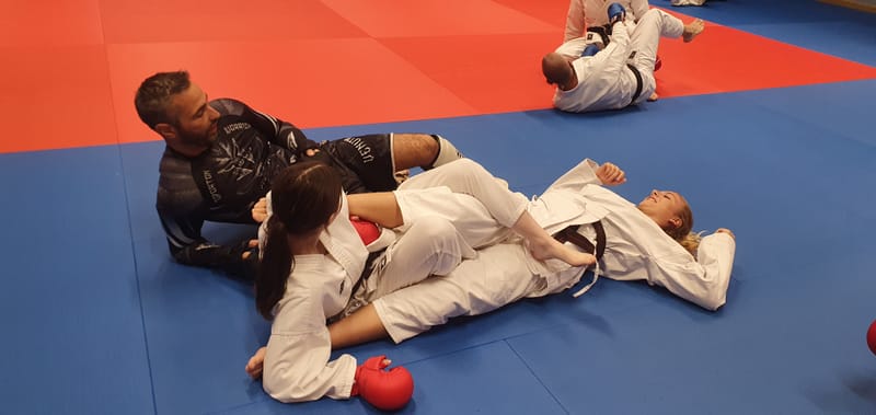 Initiation KMIX du 17/10/2025