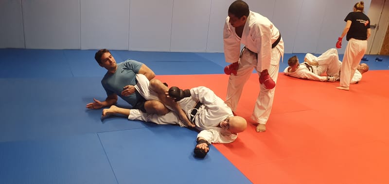 Initiation KMIX du 17/10/2025